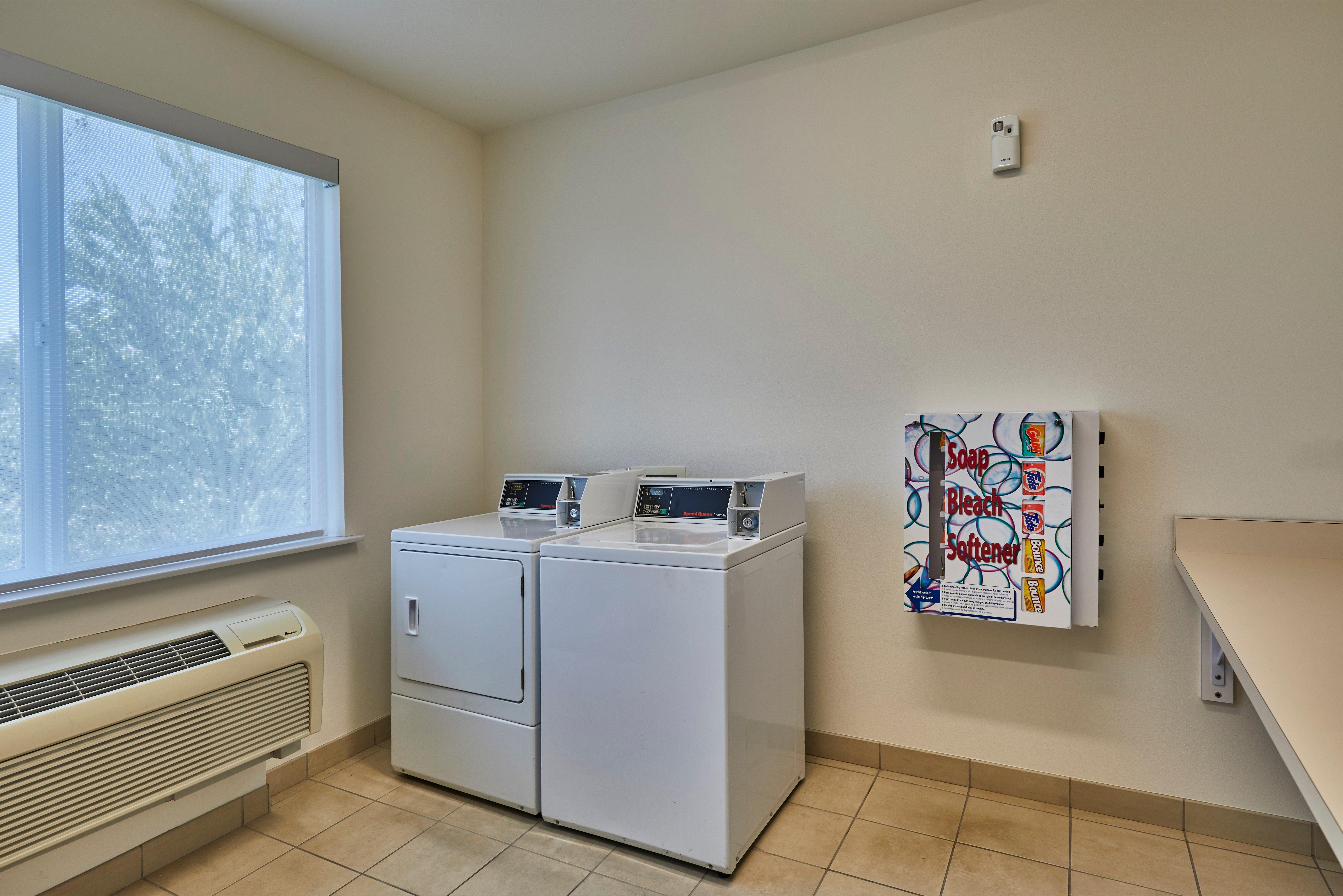 Holiday Inn Express Hotel & Suites Medford-Central Point By Ihg Екстер'єр фото